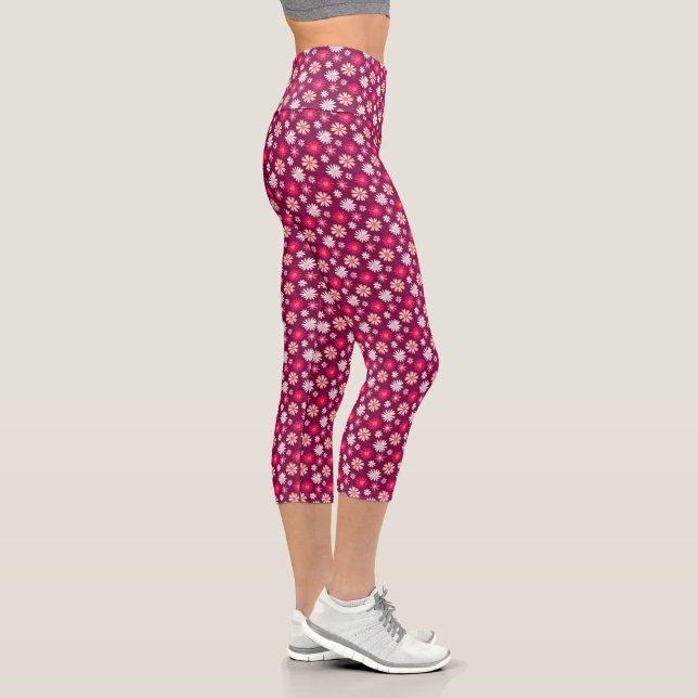 Magenta Daisy Design Capri Leggings (Right)