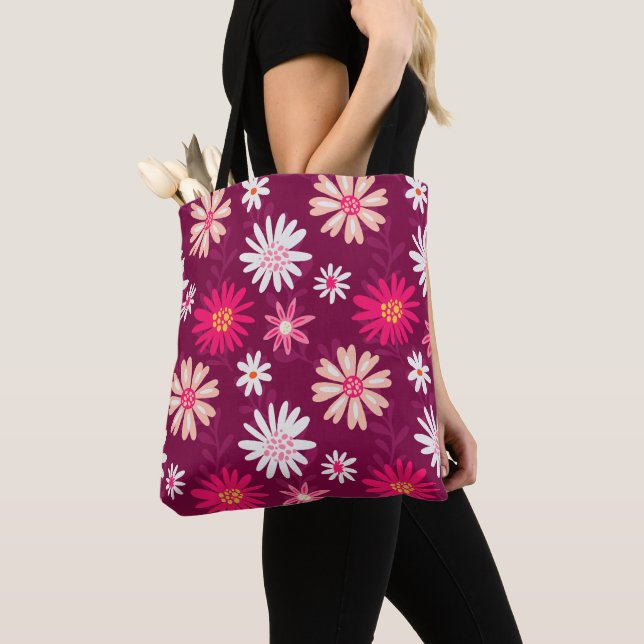 Magenta Daisy Design Tote Bag (Close Up)