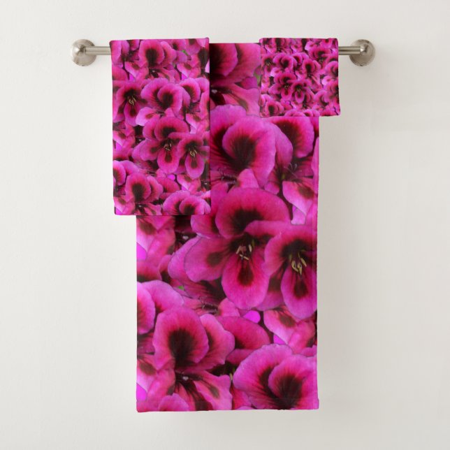 Magenta Geranium Flowers, Bath Towel Set (Insitu)