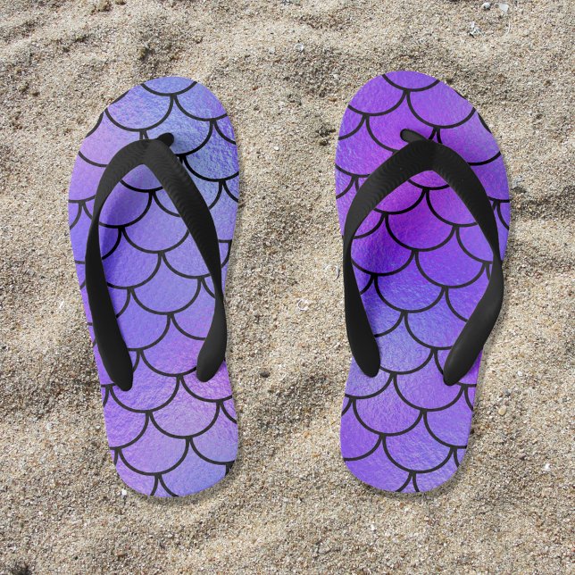 Magenta Purple Blue Iridescent Mermaid Scales Kid's Thongs (Bluish Purple Mermaid Scales Pattern)