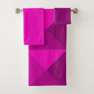Magenta Pyramids Bath Towel Set