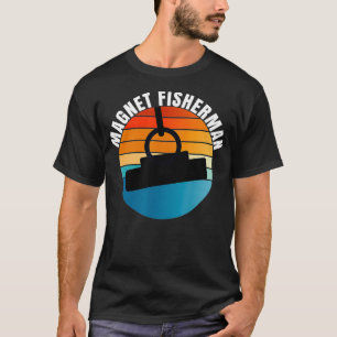 Magnet fishing magnet fisherman Retro T-Shirt