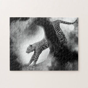 Magnificent Leopard. Jigsaw Puzzle