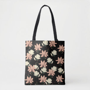 Magnolias dream tote bag