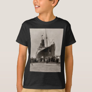 Maiden Voyage of RMS Lusitania, 13 Septemeber 1907 T-Shirt