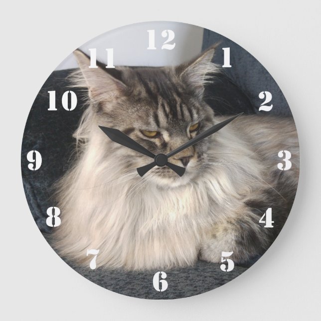 Maine Coon Cat Clock (Front)