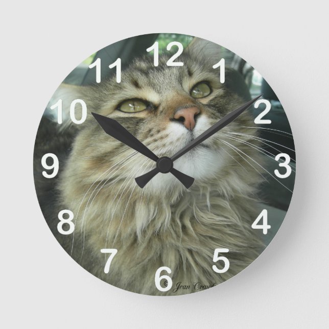 Maine Coon kitty Round Clock (Front)