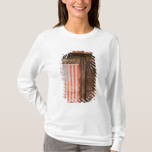 Maine, Faded American flag on door of old barn T-Shirt