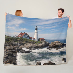 MAINE LIGHTHOUSE FLEECE BLANKET