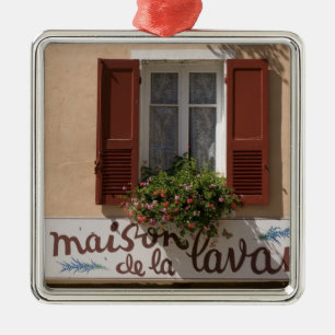 Maison de la Lavande, Place du Couwert, Metal Ornament