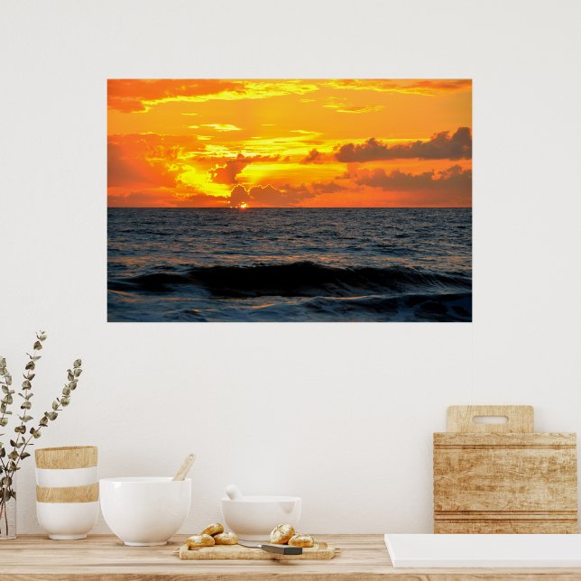Majestic sunrise over the ocean poster (Kitchen)