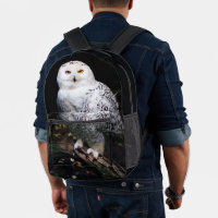 Majestic winter snowy owl