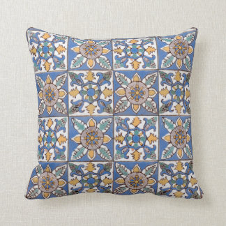 Majolica Pattern Handmade Cream-Coloured Wall Cushion