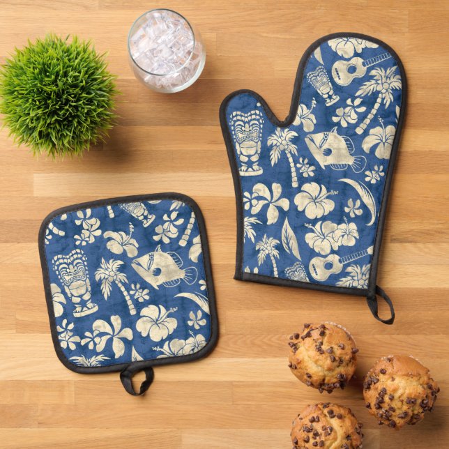 Makapuu Beach Hawaiian Batik Indigo Oven Mitt & Pot Holder Set (Top Down)