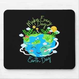 Make Every Day Earth Day Cute Funny Smiling Planet Mouse Pad