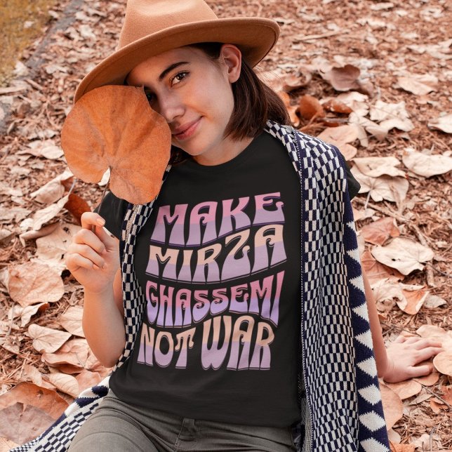 Make Mirza Ghassemi Not War | Persian Eggplant T-Shirt (Make Mirza Ghassemi Not War | Persian Eggplant T-Shirt)