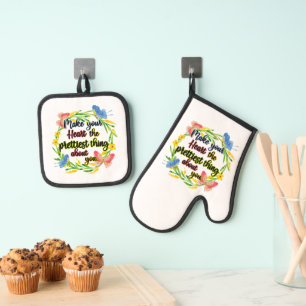 Make Your Heart The Prettiest Thing About You Oven Mitt & Pot Holder Set