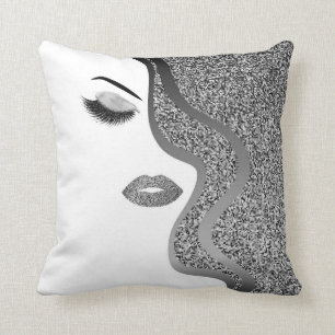 Makeup with glitter effect cushion