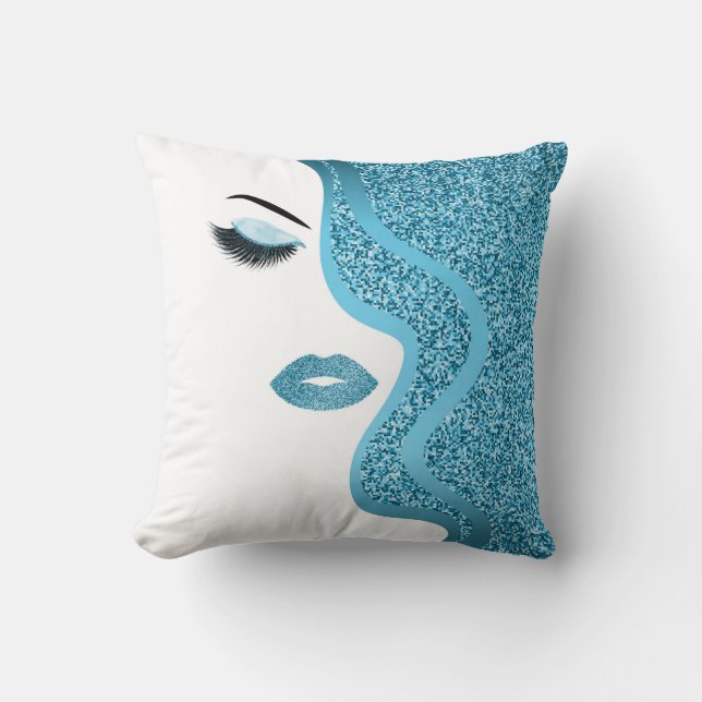 Makeup with glitter effect cushion (Front)