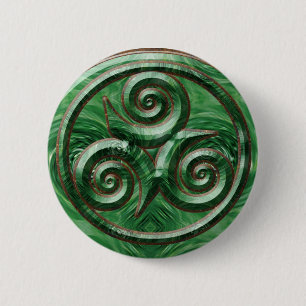 Malachite Triskel 6 Cm Round Badge