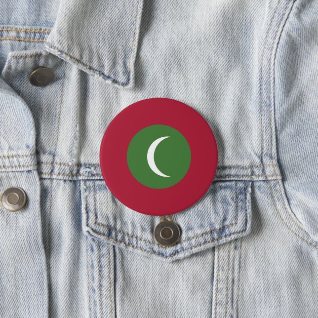Maldives flag 7.5 cm round badge (In Situ)