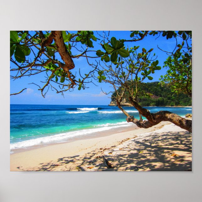 Maldives island by storeman. poster (Front)