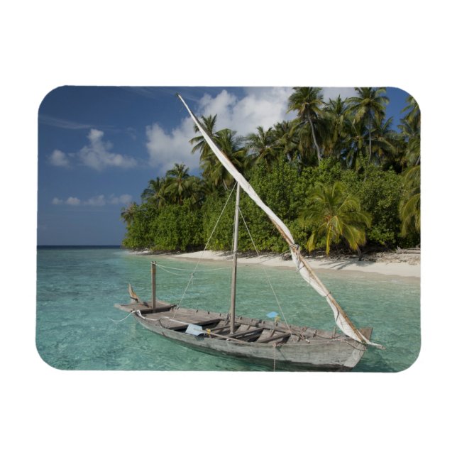 Maldives, North Male Atoll, Island of Kuda Magnet (Horizontal)