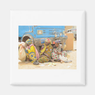 Mali Women at the Monday Market, Djenne Magnet