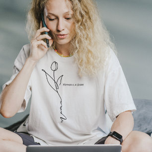 Mama Minimal Chic Script and Flower T-Shirt