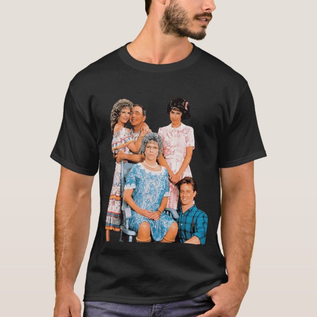 Mamas Family Cast  boy T-Shirt (Front)