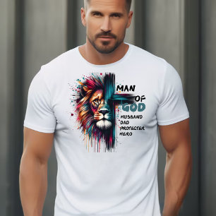 Man of God Lion Cross Father's Day Gift T-Shirt