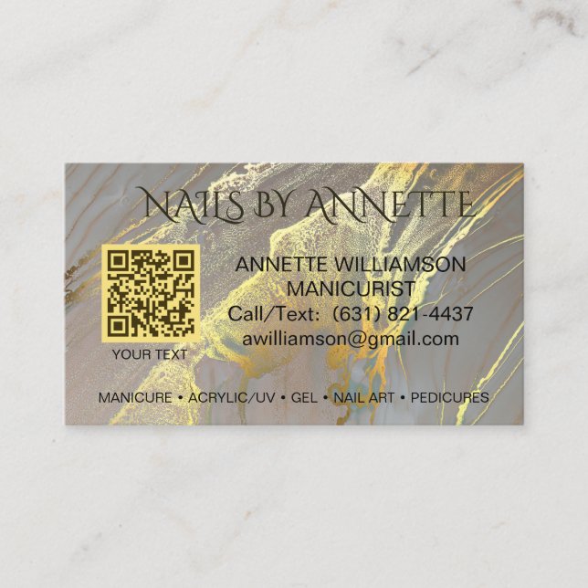Manicurist Nail Technician Gold Accent  Business Card (Front)