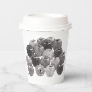 Many apples +1 paper cups