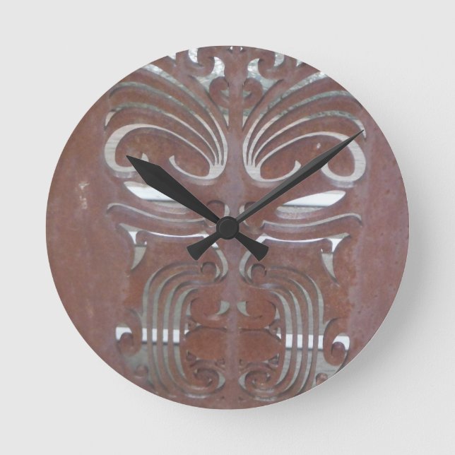 maori aotearoa new zealand round clock (Front)