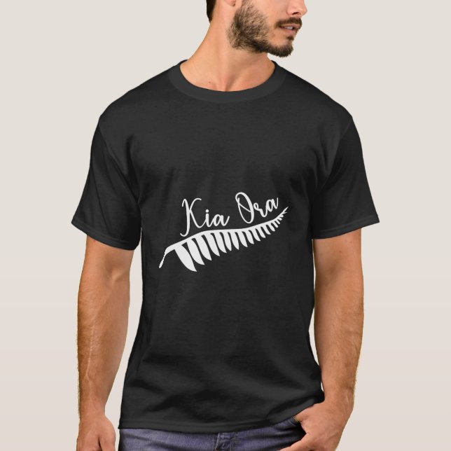 Maori Kia Ora Silver Fern Tribal Tattoo New Zealan T-Shirt (Front)