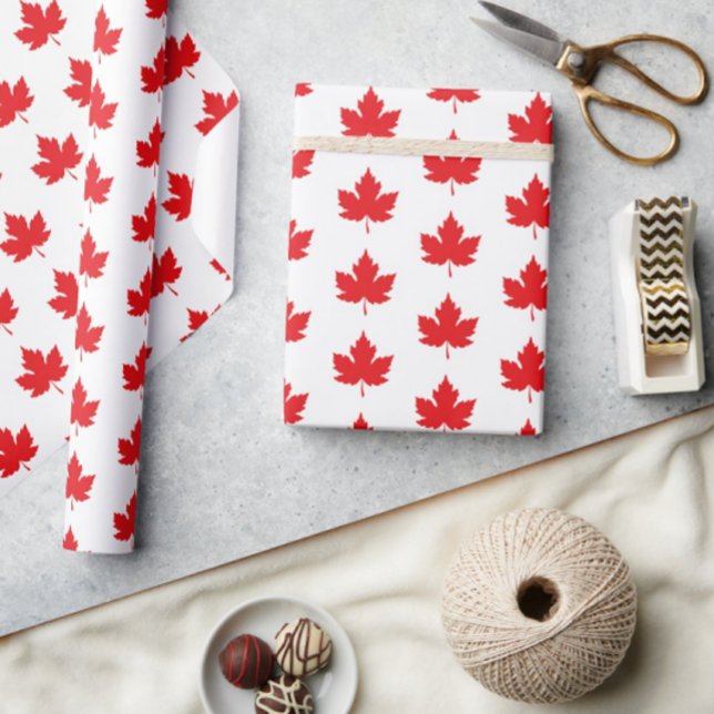 Maple Leaf Red and White Wrapping Paper (Creator Uploaded)