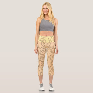 Maple Leaf Seamless Pattern Capri Leggings
