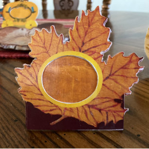Maple Leaf Thanksgiving Table Place Card Frame