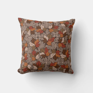 Maple Leaves Four-Finger Flower Pattern Cushion