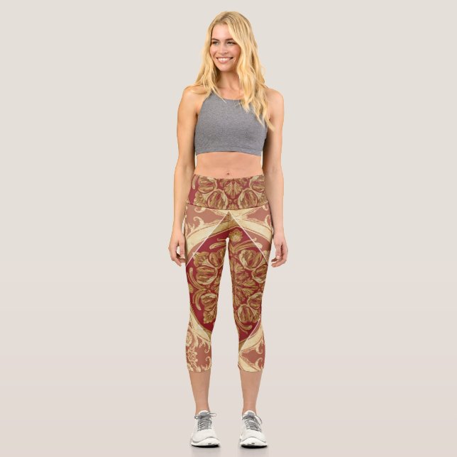 Mara Trumpet Glory Baroque:  Fitness Gear  Capri Leggings (Front)
