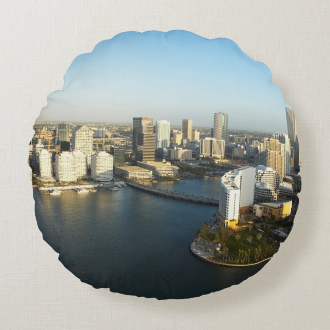 March 2006. round cushion (Front)