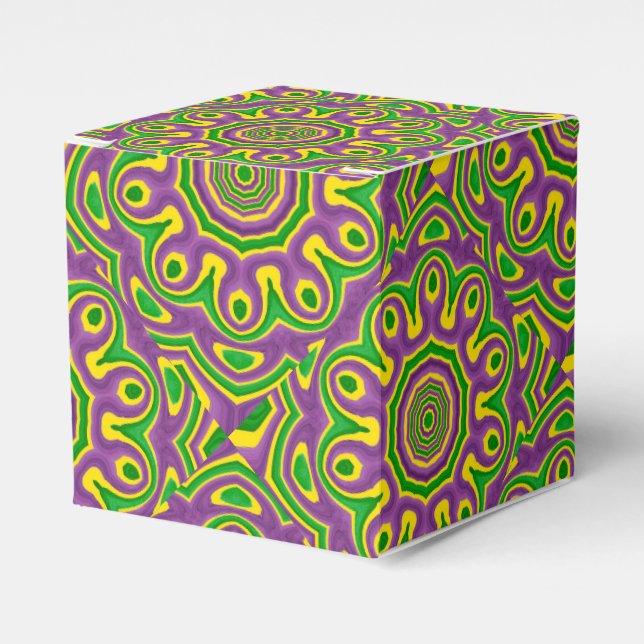 Mardi Gras Green Yellow Purple Pattern Mandala Favour Box (Front Side)