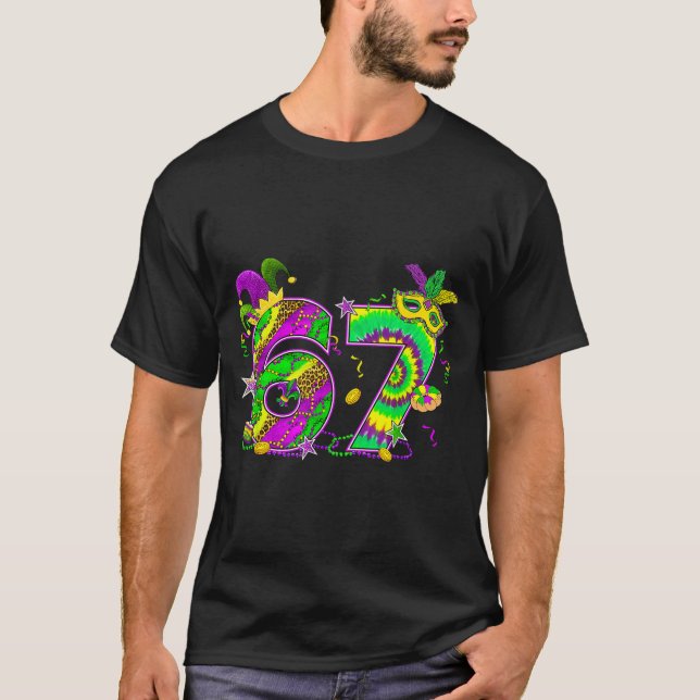 Mardi Gras Six Seven 6 7 Matching Costume Couple M T-Shirt (Front)