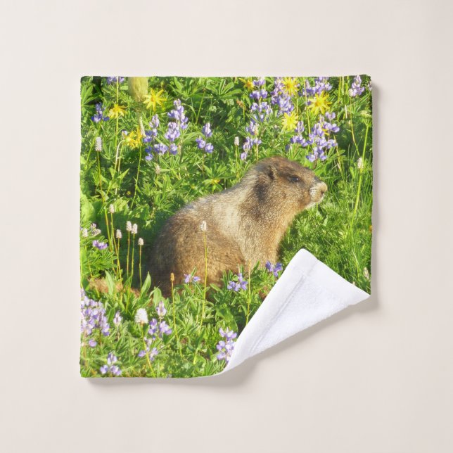 Marmot in Mount Rainier Wildflowers Wash Cloth (Wash Cloth)