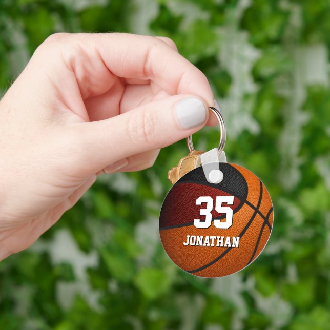maroon black basketball sports team colours key ring (Hand)