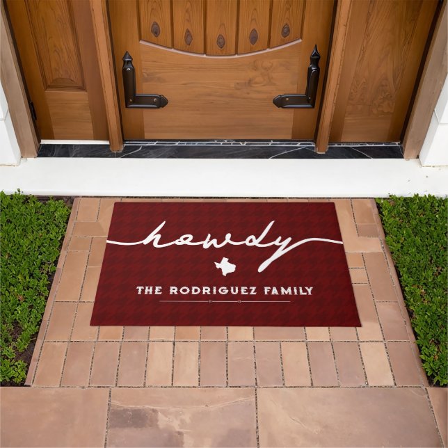 Maroon Howdy Houndstooth Doormat (Outdoor)