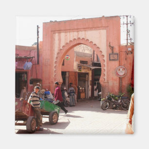 marrakesh medina door magnet