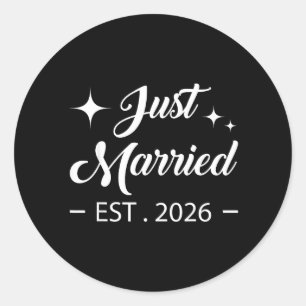 Married 2026 Honeymoon Wedding Couples Fiancee Classic Round Sticker