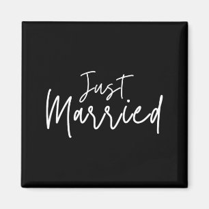 Married Est 2026 Honeymoon Newlywed Wedding Magnet