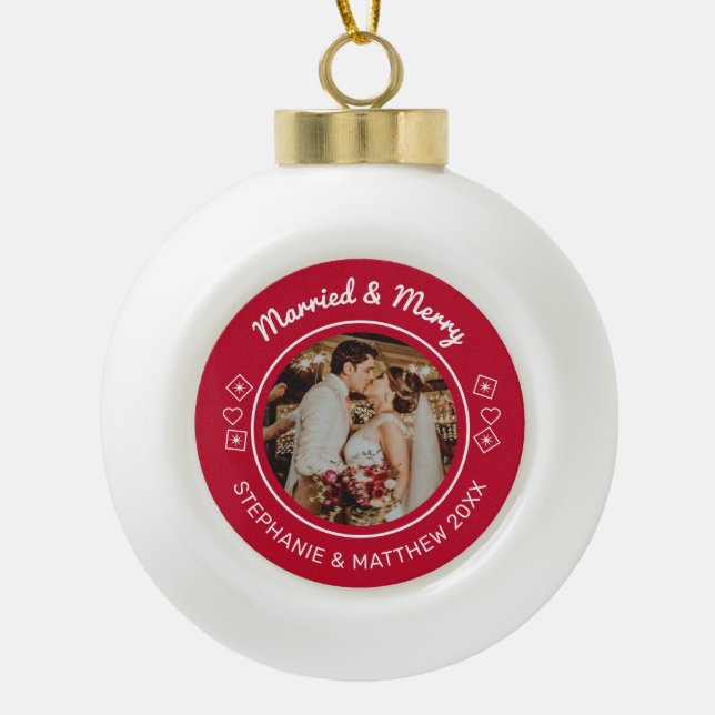 Married & Merry Wedding Photo Modern Red Ceramic Ball Christmas Ornament (Front)